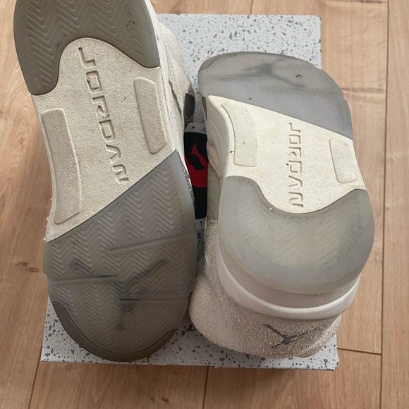 Jordan 5 Retro SE
Craft Light Orewood Brown - Picture 4 of 5